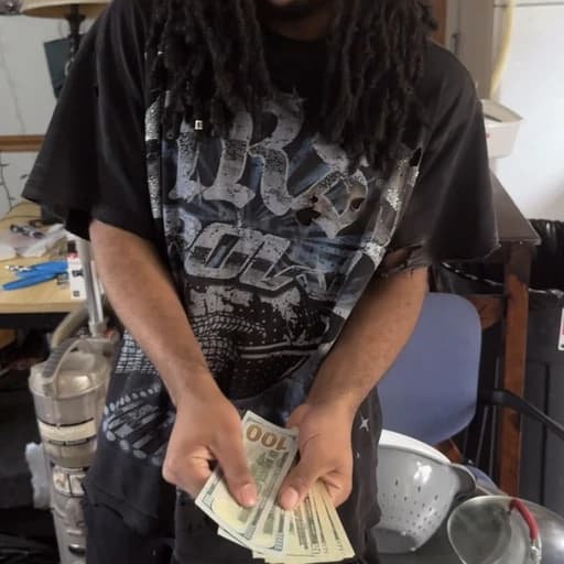 yo im on vc w tg we talking bout som bullshit santana finally did my fucking open nigga took forever guys amiright anyways im adjusting well to chicago and ykwim lik fck it like life goes on you change but shit it dont matter js stay solid